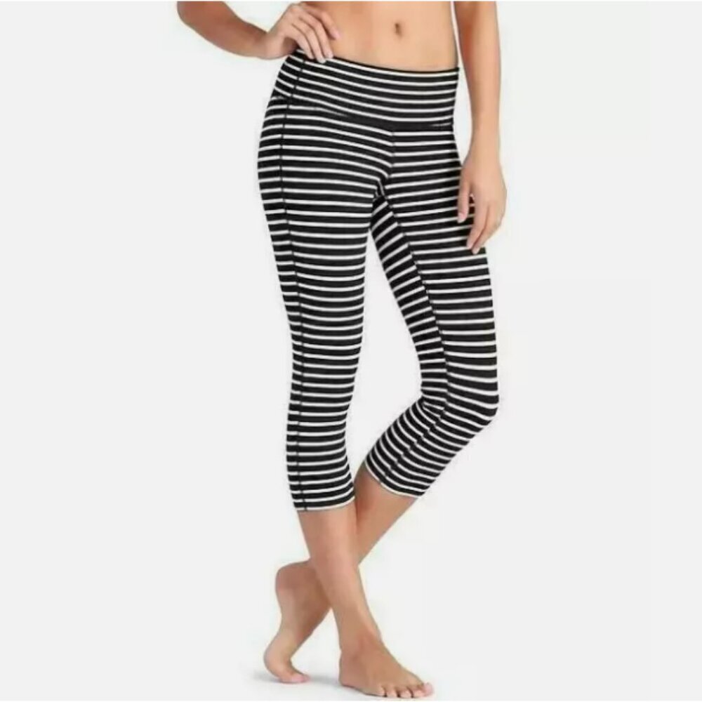 Athleta Chaturanga Navy & White Striped Cropped Leggings SZ - M